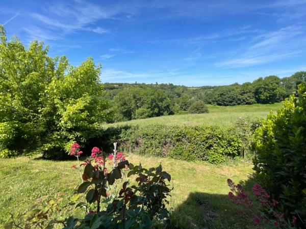 Pavillon avec studio indépendant 145000€ FRESSELINES (23)