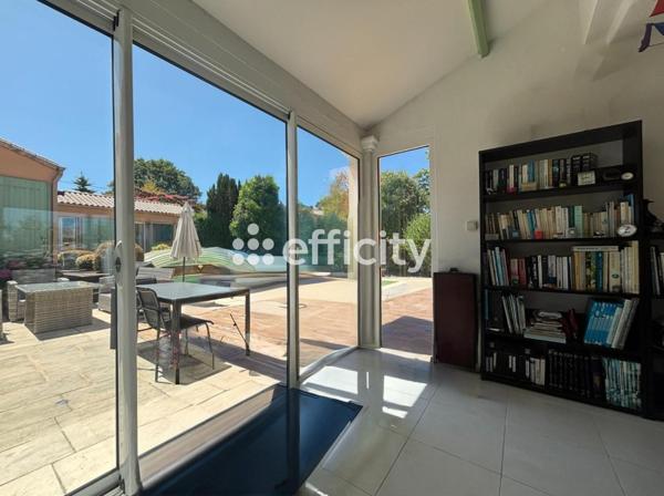 Maison 6 pièces - 220 m²