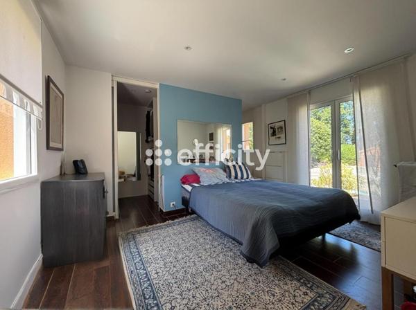 Maison 6 pièces - 220 m²