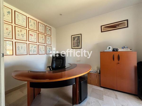 Maison 6 pièces - 220 m²