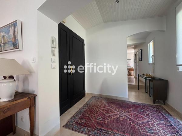 Maison 6 pièces - 220 m²