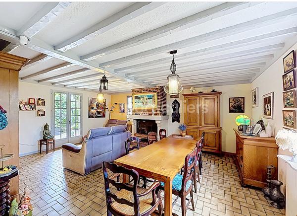 Vente
                Maison101 m² - 5 Pièces -
                    BOURGTHEROULDE INFREVILLE (27520)