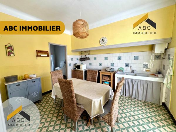 Orange (84100) Maison en centre-ville d’ORANGE avec jardin