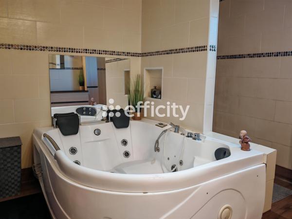 Maison 5 pièces - 137 m² Exclusivité efficity