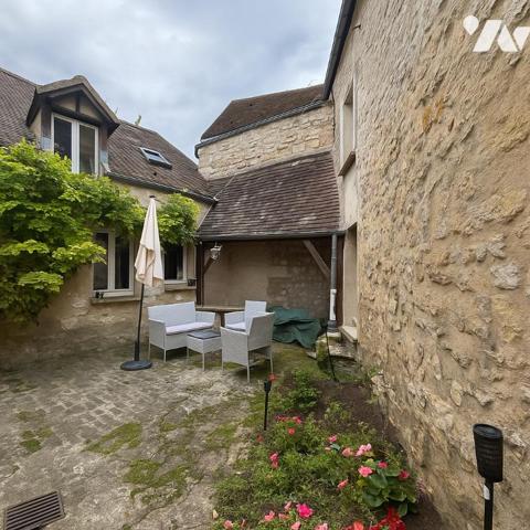 Ensemble immobilier SENLIS centre