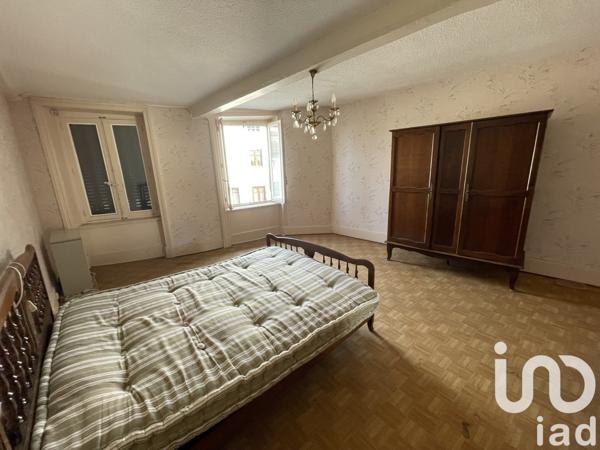 Maison de village 4 pièces de 123 m² à Saint-Just-en-Chevalet (42430)