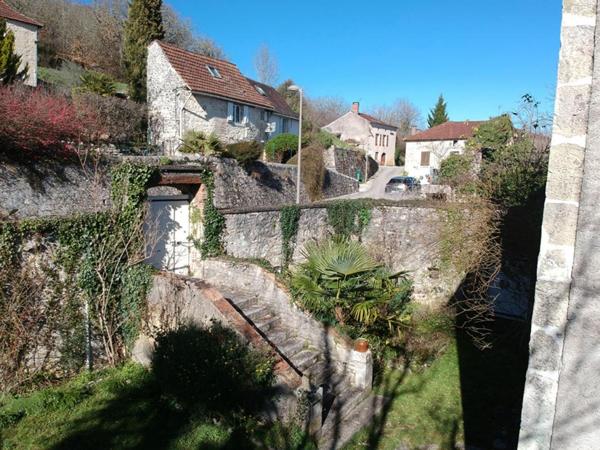Maison de caractère 5 chambres à 10 minutes de Cahors