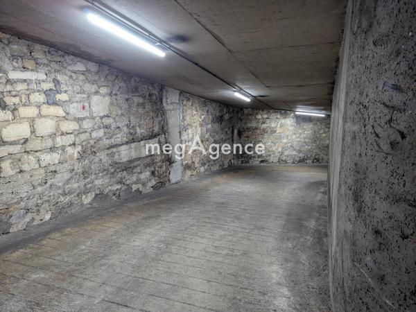 Parking à PARIS 11E ARRONDISSEMENT, 75011 - 13m²