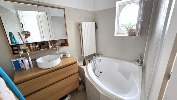 Maison 5 pièce(s) 91 m2 avec jardin près HYPERCENTRE