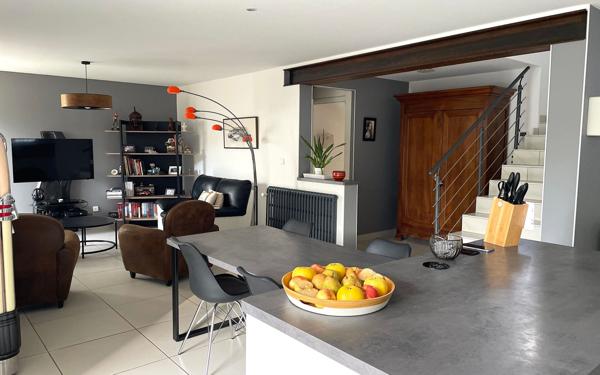 Maison à vendre    5 pièces •  Montélimar