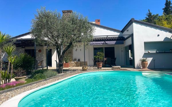 Maison à vendre    5 pièces •  Montélimar