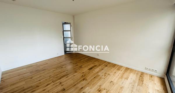Location Studio 27.14 m² - Enghien-les-bains 95880