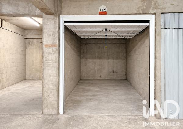 Parking à vendre 12 m² Paris 11