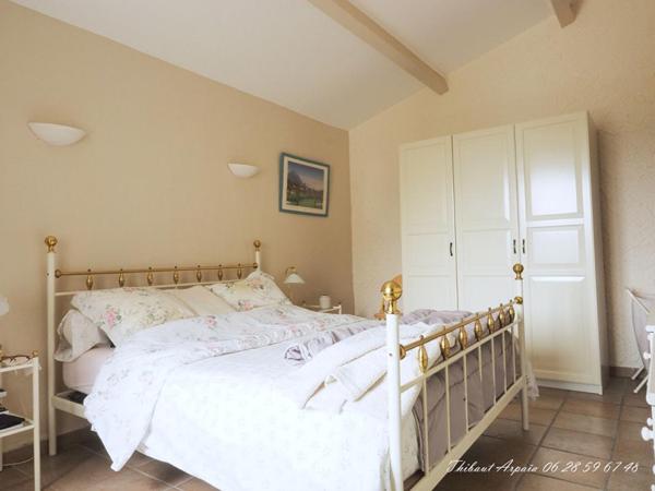 Plain-pied familial au calme avec grand sous-sol, jardin et piscine - à quelques minutes de Manosque