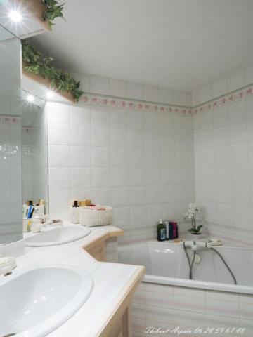 Plain-pied familial au calme avec grand sous-sol, jardin et piscine - à quelques minutes de Manosque