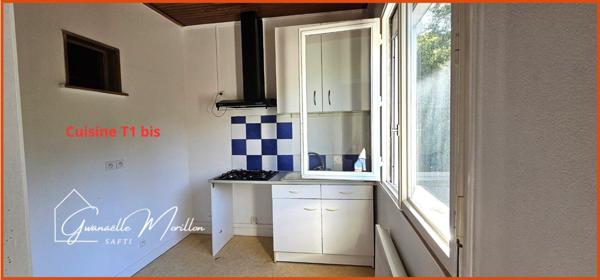 Immeuble en pierre ; 1 maison, 3 appartements