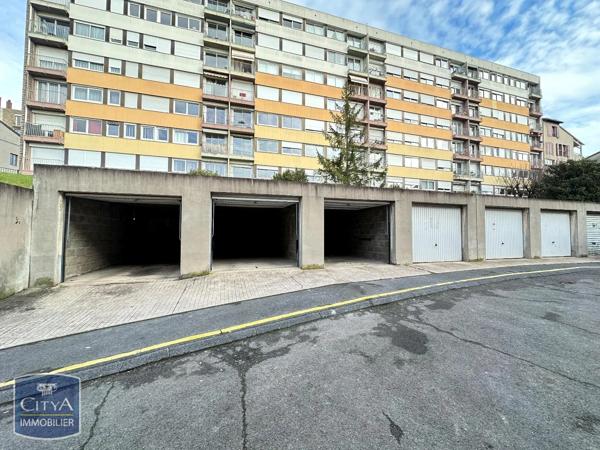 Parking à louer Mâcon (71000)