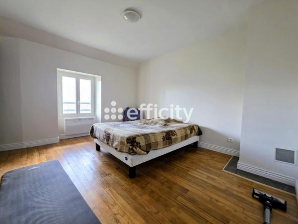 Maison 15 pièces - 385 m²