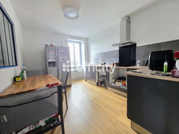 Maison 15 pièces - 385 m²