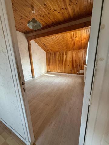 MAISON A RENOVER 270m² de terrain