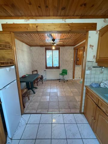 MAISON A RENOVER 270m² de terrain