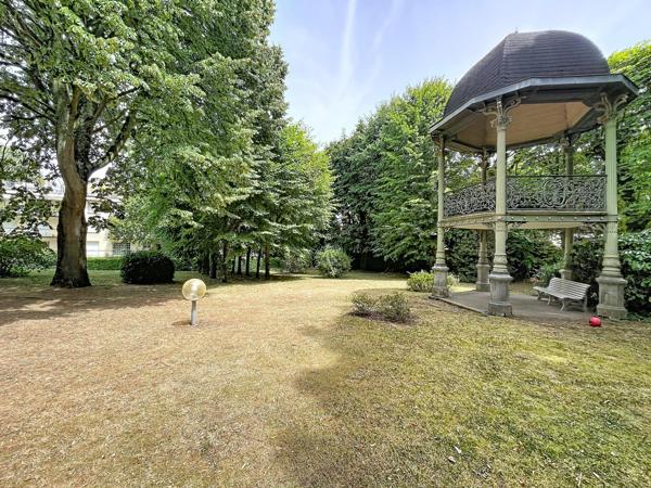 Charmant 2 pièces avec jardin à rénover à deux pas du centre-ville