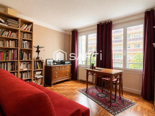 Paris 15e – Rue Saint-Charles, 3/4 pièces 72m²