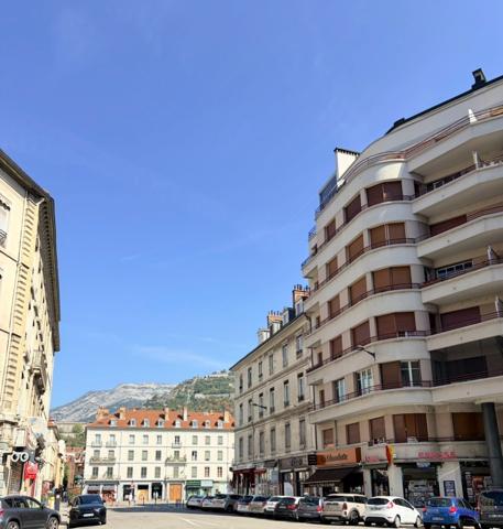 Appartement 3 pièce(s) 2 chambre(s) 70 m²