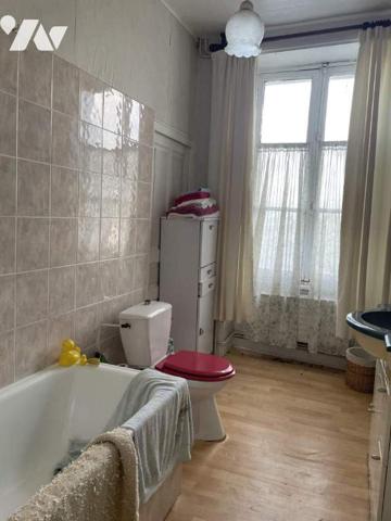 GRANDE MAISON DE VILLE