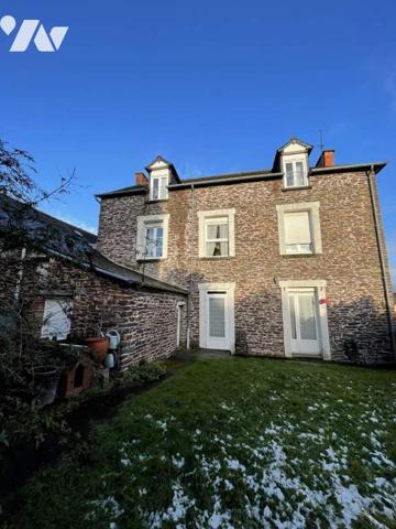 GRANDE MAISON DE VILLE