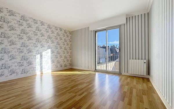 Appartement à vendre    4 pièces • 147,42 m2 Tours