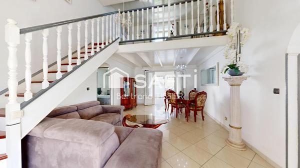 Maison 3 chambres avec mezzanine, jardin, garage