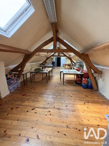 Immeuble à vendre 710 m² Provins