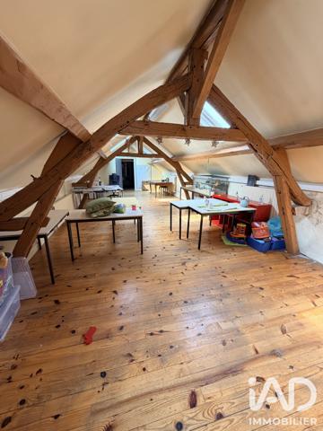 Immeuble à vendre 710 m² Provins