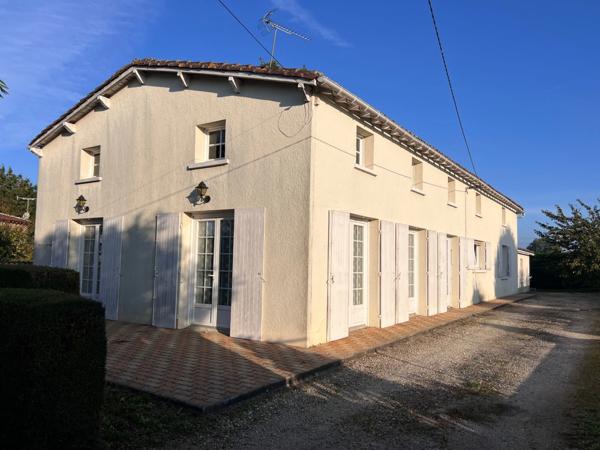 Maison à vendre 5 pièces CHERAC (17)