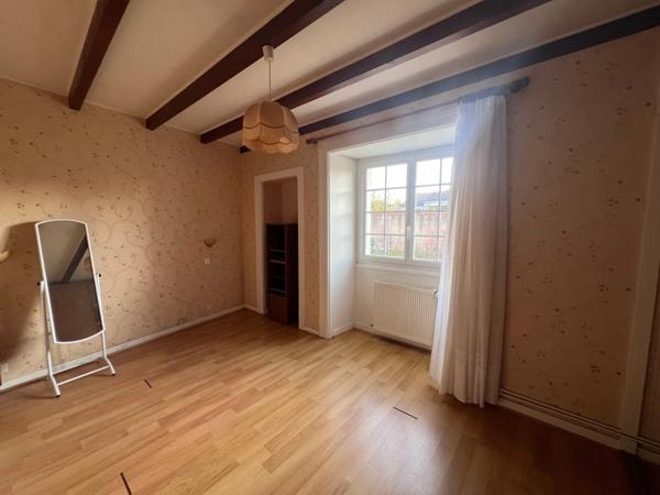 Maison à vendre 5 pièces CHERAC (17)