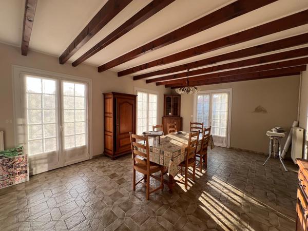 Maison à vendre 5 pièces CHERAC (17)