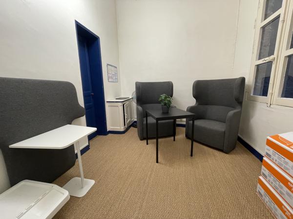 BUREAUX A LOUER -140 M²- PROCHE PLACE ROYALE NANTES