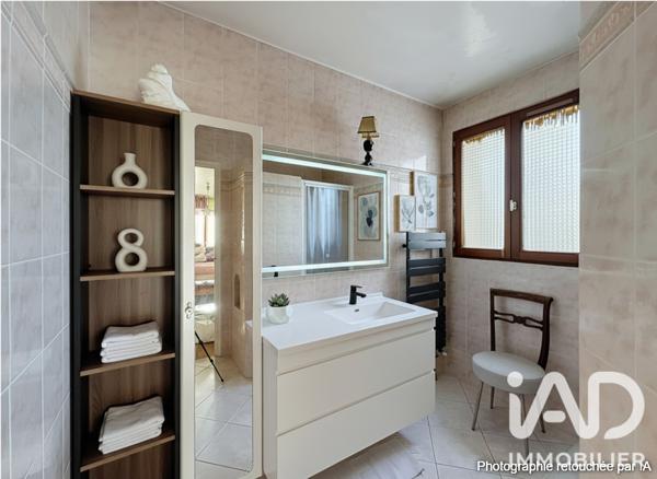 Maison à vendre 7 pièces 141 m² Villeneuve-le-Roi