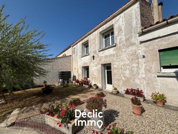 Vente maison de caractère La jarrie, 185m² 7 pièces 420 000€ avec garage
