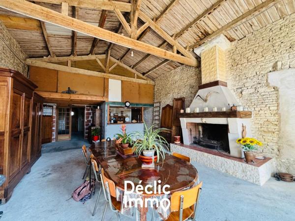 Vente maison de caractère La jarrie, 185m² 7 pièces 420 000€ avec garage