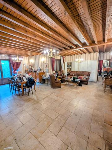 La perle rare à saisir, nichée dans un havre de verdure sur les hauteurs de Crépieux