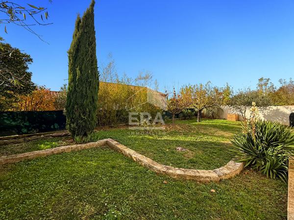 Maison Gardanne 128 m2 plus buanderie de 10 m2 + garage de 20 m2.