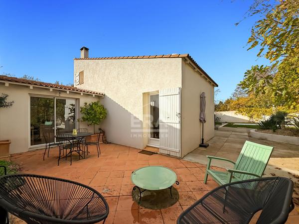 Maison Gardanne 128 m2 plus buanderie de 10 m2 + garage de 20 m2.