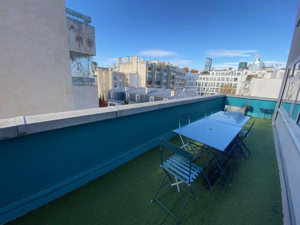 Bureaux à louer à Neuilly-sur-Seine espaces modulables adresse prestigieuse