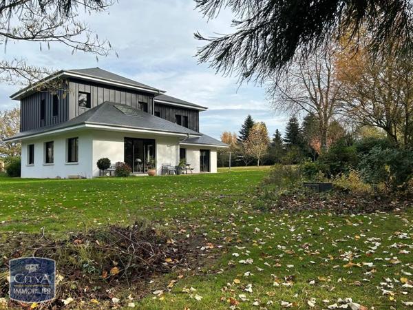 Maison à vendre 5 pièces 215m²