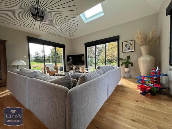 Maison à vendre 5 pièces 215m²