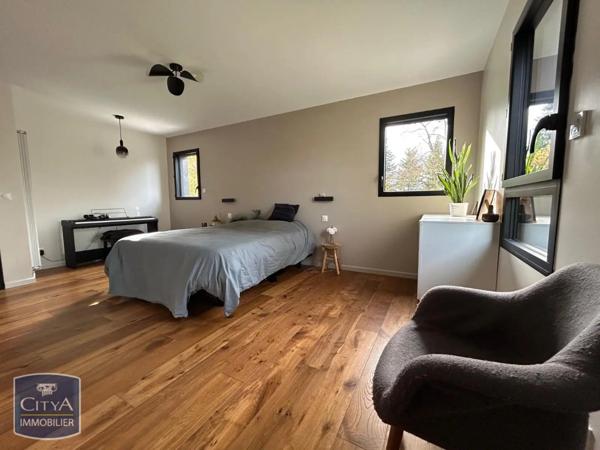 Maison à vendre 5 pièces 215m²