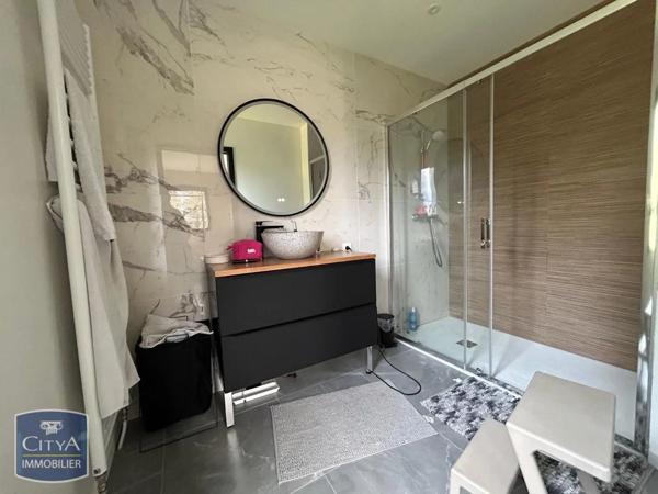 Maison à vendre 5 pièces 215m²