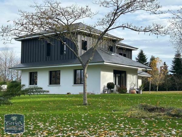 Maison à vendre 5 pièces 215m²